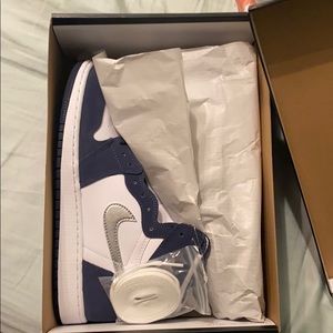 AIR JORDAN 1 MIDNIGHT NAVY SZ 7
